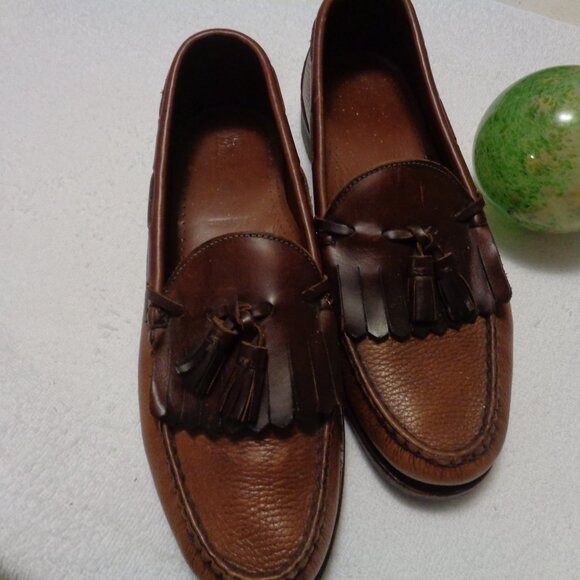 LEATHER MEN LOAFERS COGNAC COLOR W TASSELS BY ALLEN  EDMONDS 10 1/2 D main image 10